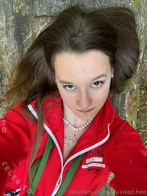 Izzy Inked Thumbnail Picture