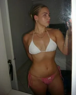 Izzy Swin OnlyFans Leaked Free Thumbnail Picture - #lMailvDb6M