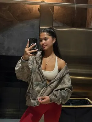 Izzyflannery OnlyFans Leaked Free Thumbnail Picture - #wN7sKXmpAW