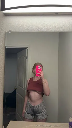 Izzyynicolee OnlyFans Leaked Free Thumbnail Picture - #wi2r7E3VWY