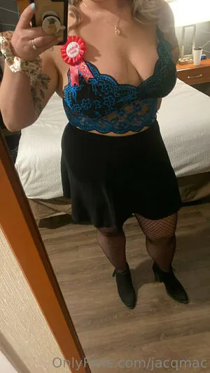 Jacqmac Thumbnail Picture