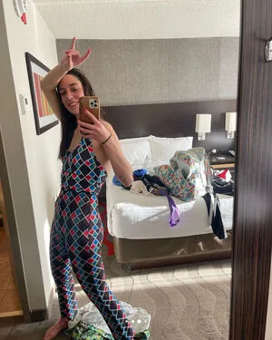Jamie Loftus OnlyFans Leaked Free Thumbnail Picture - #JRpGnEVL21