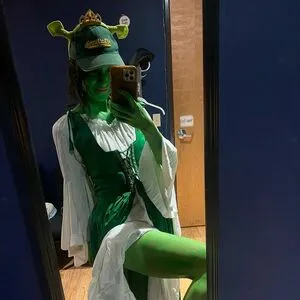 Jamie Loftus Thumbnail Picture