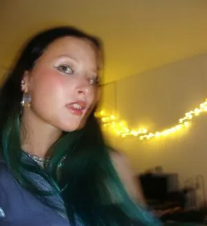 Jamie Lou Stenzel Thumbnail Picture