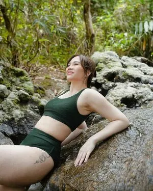 Janella Salvador Thumbnail Picture