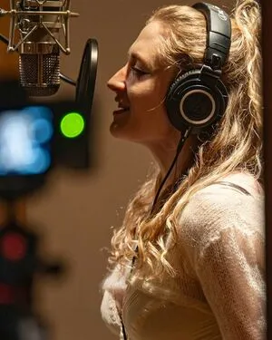 Janet Devlin OnlyFans Leaked Free Thumbnail Picture - #tuw9oo8sc7