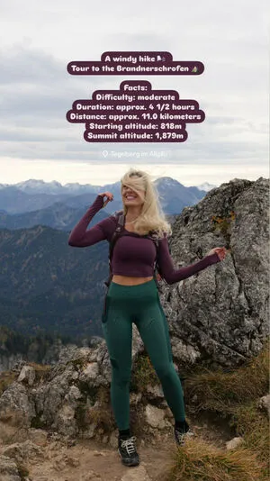 Janina Ejt Thumbnail Picture