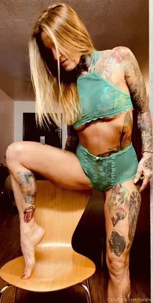 Janine OnlyFans Leaked Free Thumbnail Picture - #RdumSIlHdk