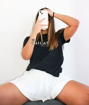 Janiquekinnear Thumbnail Picture