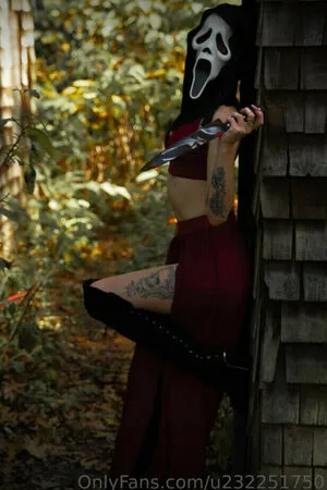 Jasmhyn Makeup Thumbnail Picture