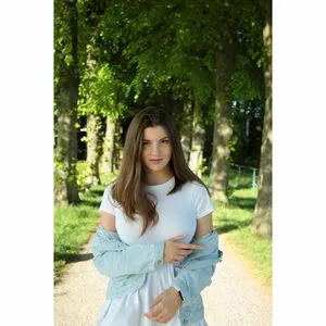 Jasmin Lutke Thumbnail Picture