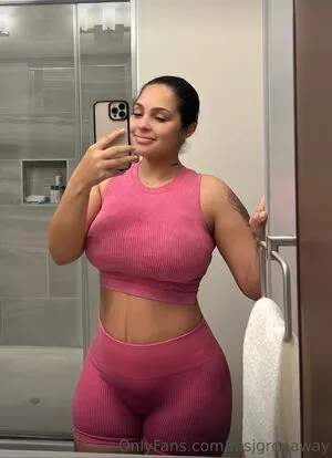 Jasmine Grenaway Thumbnail Picture