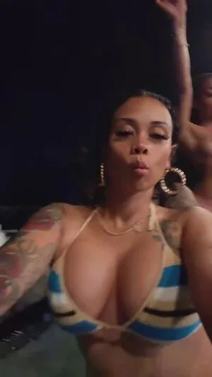 Jazzymotheissuee OnlyFans Leaked Free Thumbnail Picture - #JSdt0lp5bH
