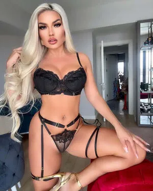 Jelena Savic Profile Thumbnail