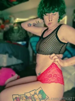 Jellica27 Thumbnail Picture