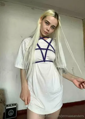 Jennaasanders OnlyFans Leaked Free Thumbnail Picture - #cisLIMNnhx