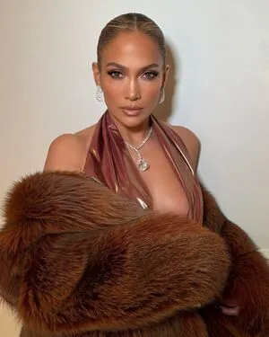 Jennifer Lopez Thumbnail Picture