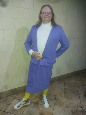 Jenniferpieclown Thumbnail Picture