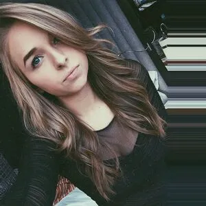 Jennxpenn Thumbnail Picture