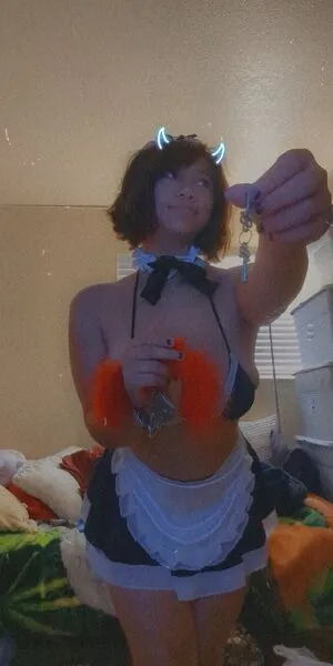 Jenny Gomez Thumbnail Picture