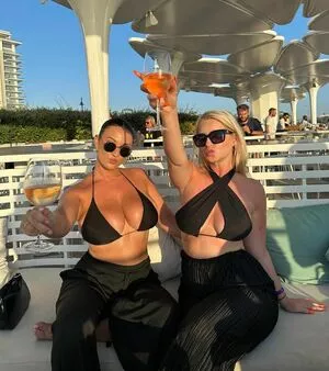 Jessica Davies Thumbnail Picture