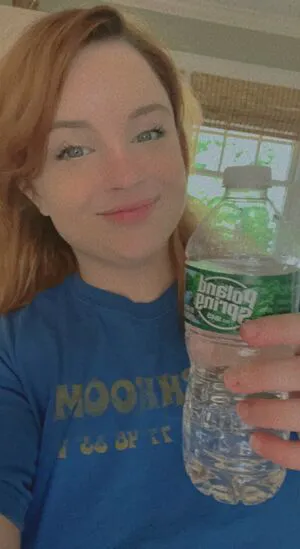 Jessitcap Thumbnail Picture