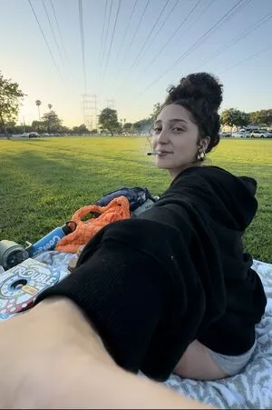 Jezabzllz Thumbnail Picture