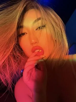 Jin Ray Thumbnail Picture