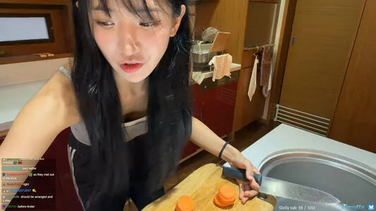jinnytty OnlyFans Leaked Free Thumbnail Picture - #iefftafVc9