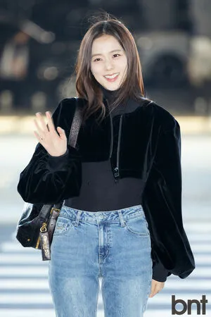 Jisoo OnlyFans Leaked Free Thumbnail Picture - #4EJjcyOglF