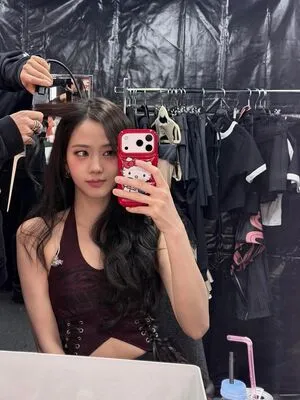 Jisoo OnlyFans Leaked Free Thumbnail Picture - #5INobv52sR