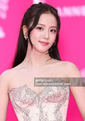 Jisoo OnlyFans Leaked Free Thumbnail Picture - #8V42r6Jxrx