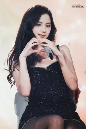 Jisoo OnlyFans Leaked Free Thumbnail Picture - #Q2pRRW8IiM