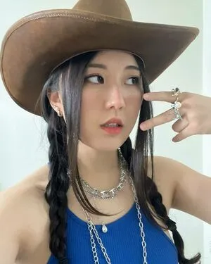 Jisuartist OnlyFans Leaked Free Thumbnail Picture - #mMBVQ9Eo64