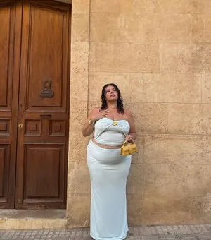 Joanna Pincerato Thumbnail Picture