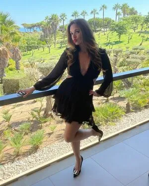 Jodi Albert Thumbnail Picture