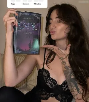 Jodie Calussi Thumbnail Picture