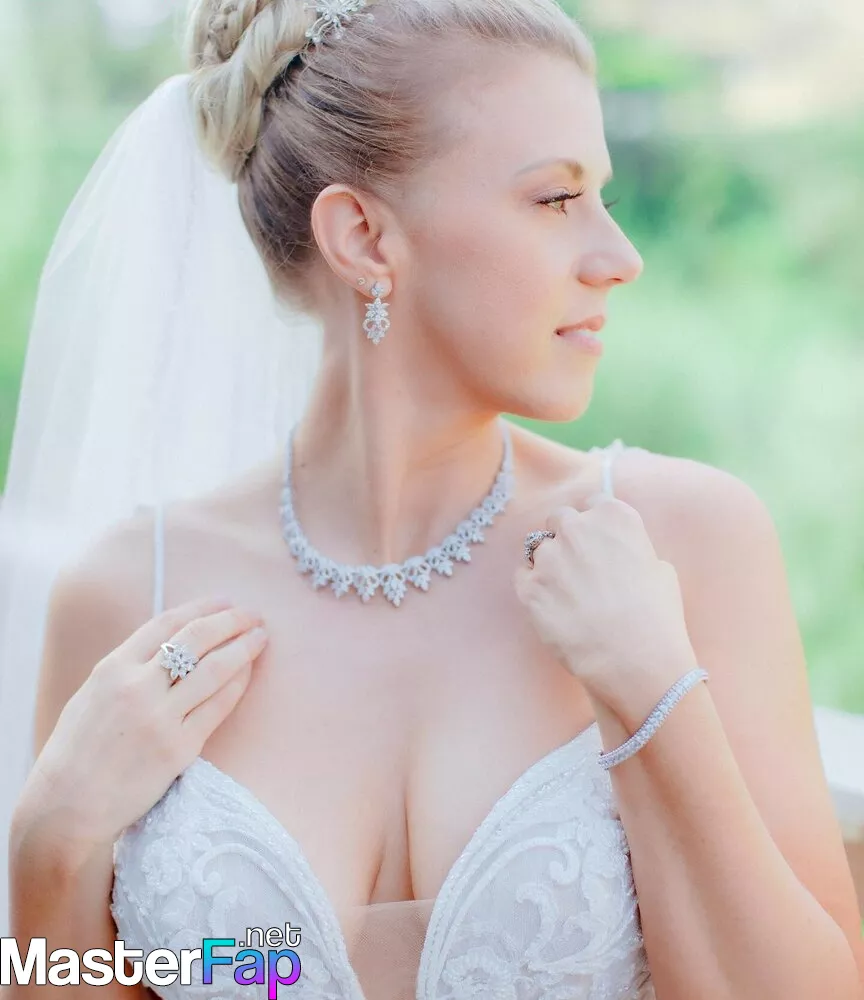 Jodie Sweetin Nude OnlyFans Leak Picture IIUwAQP63u | MasterFap.net