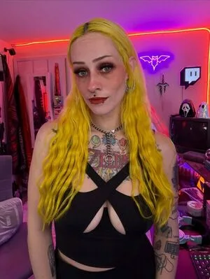 Jojosaysbreee Thumbnail Picture