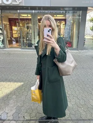 Joline Vogt Thumbnail Picture