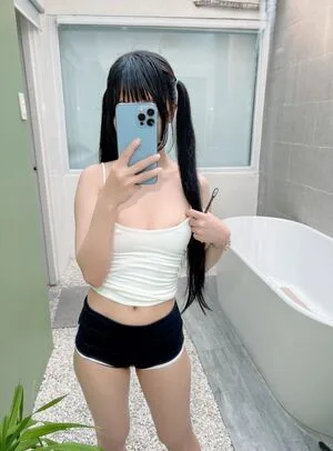 Joyce Poring OnlyFans Leaked Free Thumbnail Picture - #7mJSiShMAh