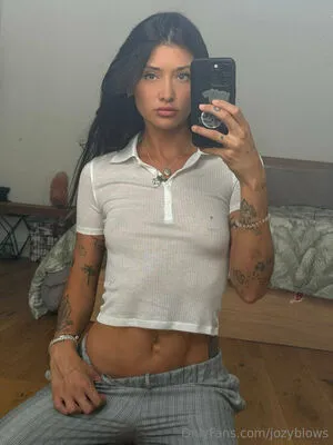 Jozyblows Thumbnail Picture