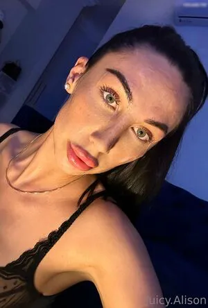 Juicy Alison OnlyFans Leaked Free Thumbnail Picture - #U9936JacbS