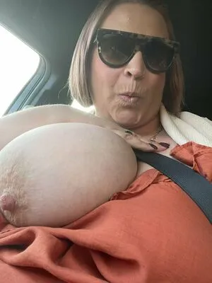 Juicyjune Thumbnail Picture