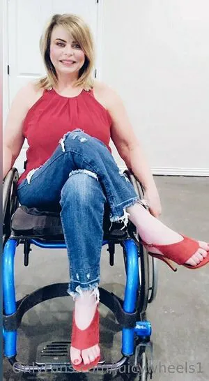 Juicywheels1 OnlyFans Leaked Free Thumbnail Picture - #ADJm5EimHB