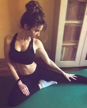 Julia Delart Thumbnail Picture