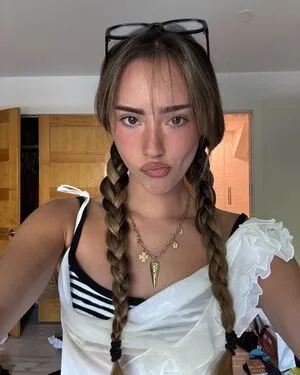 Julia Ernst OnlyFans Leaked Free Thumbnail Picture - #0MaifyGFzy
