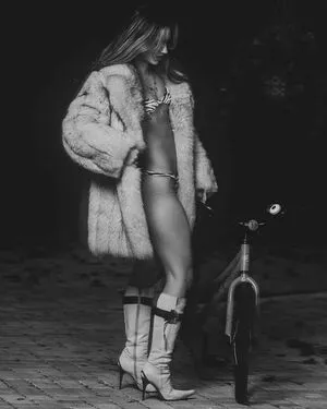 Julia Ernst OnlyFans Leaked Free Thumbnail Picture - #FkPhc6ryaP