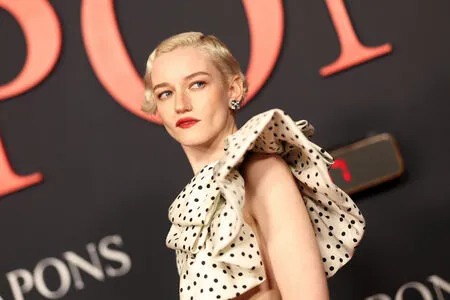 Julia Garner OnlyFans Leaked Free Thumbnail Picture - #llgqXSbOHS