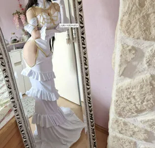 Julia Holzmuller Thumbnail Picture